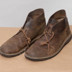 Clark’s Chukka desert boot. Size 10.